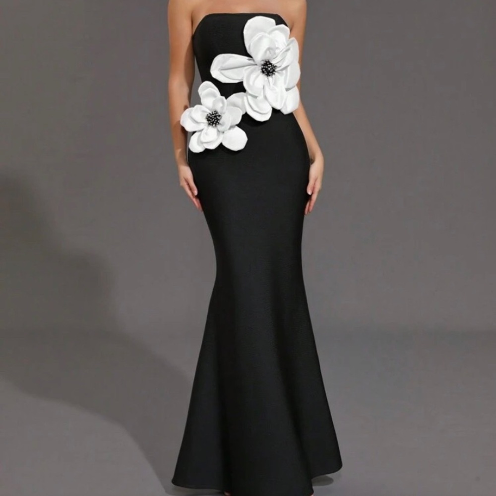 Elegant Black Floral Strapless Dress